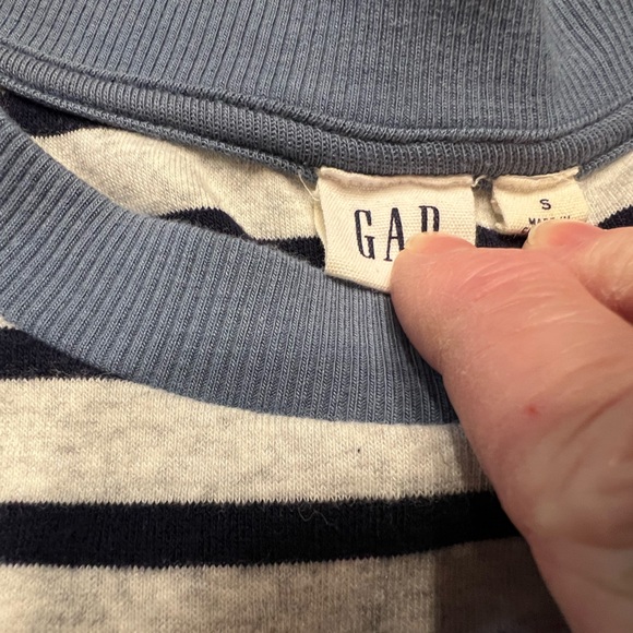 Gap T-Shirt Dress Supima Cotton Modal Grey Navy Stripe EUC Women's Small - Picture 4 of 6